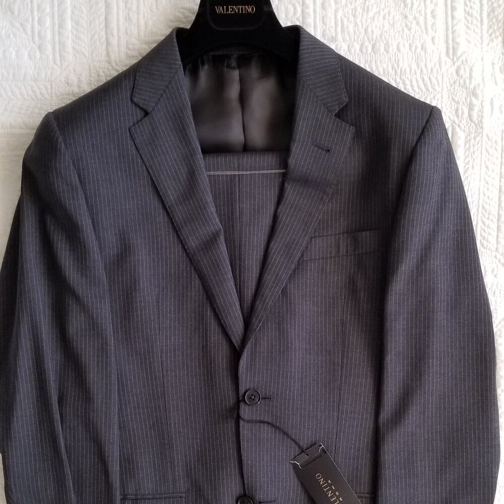 Valentino Roma suit NWT